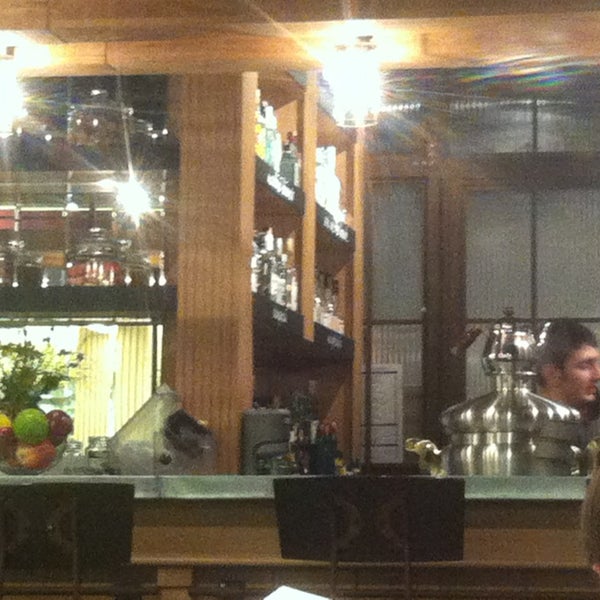12/30/2012にMadeleine Z.がThe Winston Brasserieで撮った写真