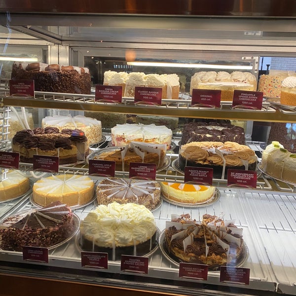 The Cheesecake Factory 64 tips