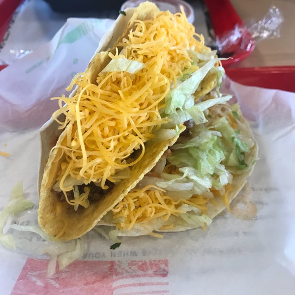 Del Taco Fast Food Restaurant in Hillsboro