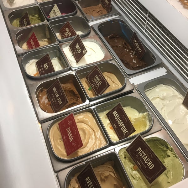 1/31/2019 tarihinde Igors D.ziyaretçi tarafından Mistura Ice Cream &amp; Coffee'de çekilen fotoğraf