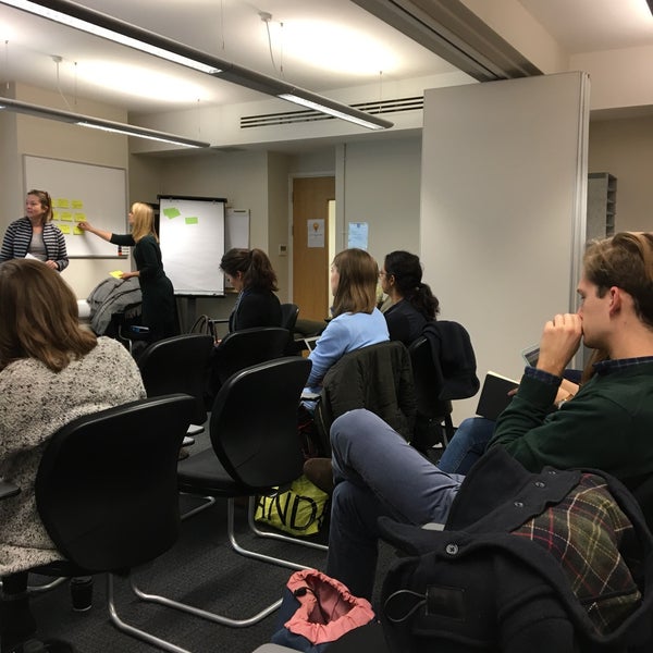 Biology science. Social science. Social science. Лаборатории оксфорда. Научная школа ученого.