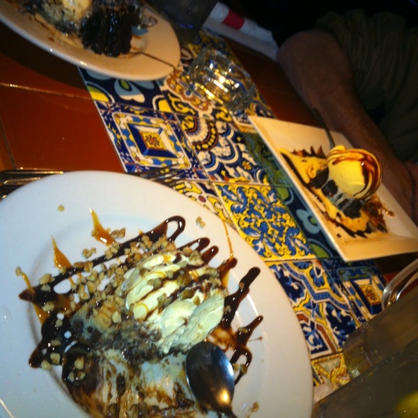Photo taken at Chili&#39;s Grill &amp; Bar by Sonia on 3/1/2013