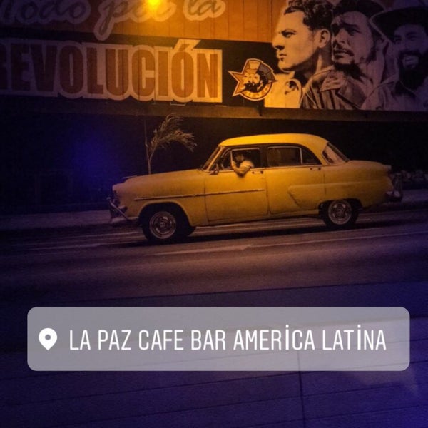 Foto tirada no(a) La Paz Café Bar America Latina por ₳Ⱡ₱ɆⱤ em 1/26/2017