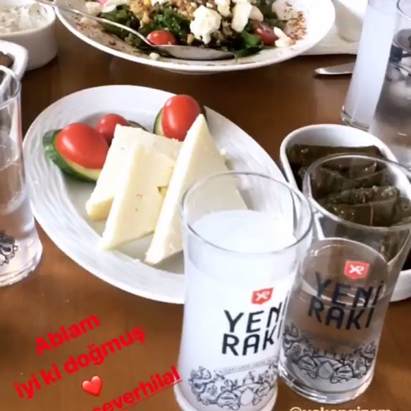 Foto tomada en Local VIP Restaurant  por Narin . el 5/7/2018