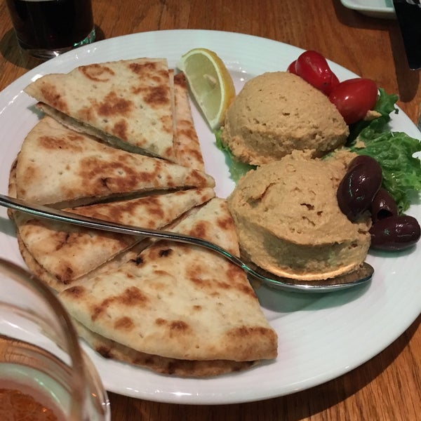 1/6/2017 tarihinde Shaghayeghziyaretçi tarafından Irregardless Cafe'de çekilen fotoğraf