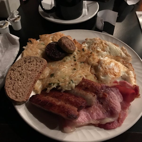 11/1/2016 tarihinde Michael M.ziyaretçi tarafından McMahon&#39;s Irish Pub'de çekilen fotoğraf