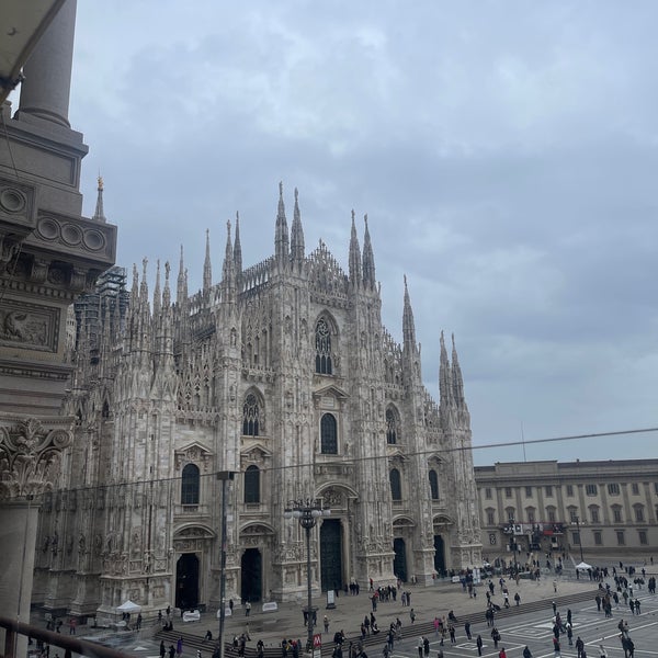 Photo taken at Terrazza Duomo 21 by M-SH  🇸🇦 on 11/9/2023