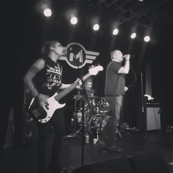 รูปภาพถ่ายที่ Motorco Music Hall โดย Johnny M. เมื่อ 9/24/2015