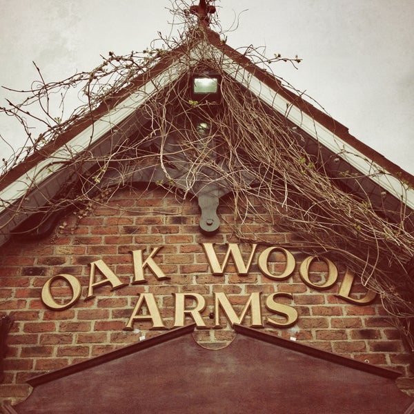 Oakwood Arms Hotel 6 tips from 224 visitors