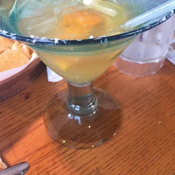 Photo taken at Chili&#39;s Grill &amp; Bar by Thandi D. on 8/3/2015