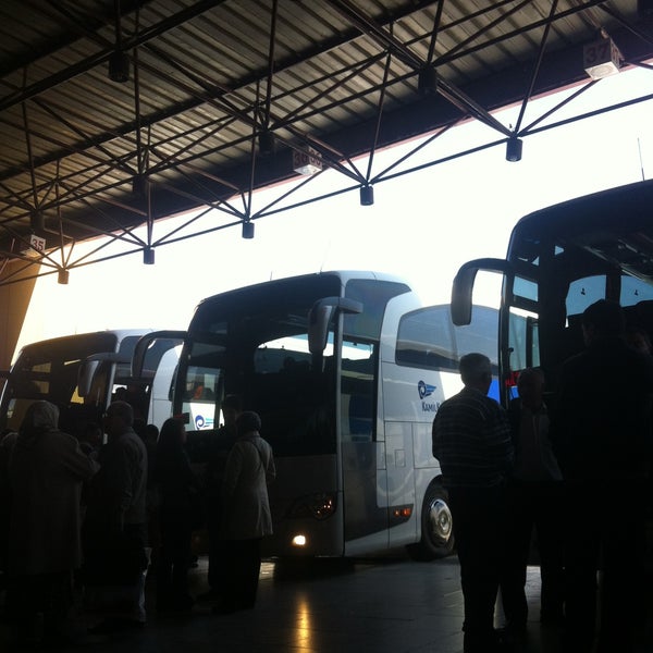 Foto scattata a Eskişehir Şehirler Arası Otobüs Terminali da Kaan K. il 4/23/2013