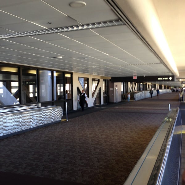Photo taken at Phoenix Sky Harbor International Airport (PHX) by Steve D. on 5/10/2013