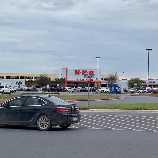 Photo taken at H-E-B plus! by Christopher d. on 3/21/2019