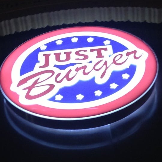 Photo taken at Just Burger by Reem A. on 2/16/2013