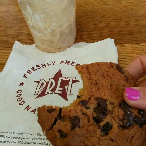 Photo taken at Pret A Manger by Zoe A. on 6/27/2015