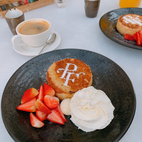 Foto tomada en Paper Fig Restaurant &amp; Dessert Shop  por Reemaa el 2/5/2020