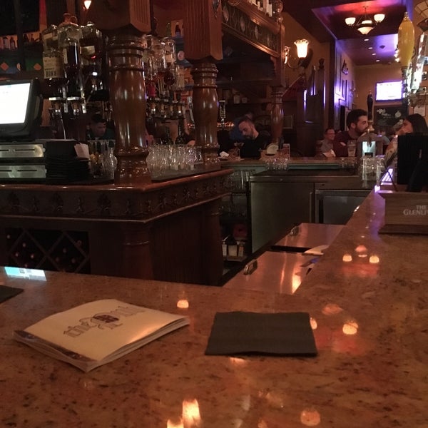 11/19/2016 tarihinde 🏈 Stephanie H.ziyaretçi tarafından The Pub Tampa Bay'de çekilen fotoğraf