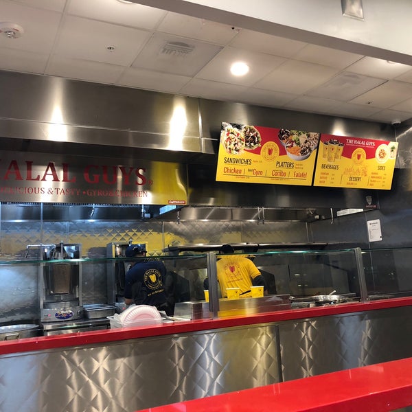 Photo taken at The Halal Guys by Louis K. on 4/3/2018