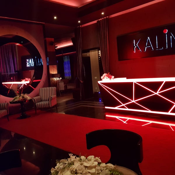 Foto tirada no(a) Kalina Bar Restaurant por M.₺+! π em 10/15/2017