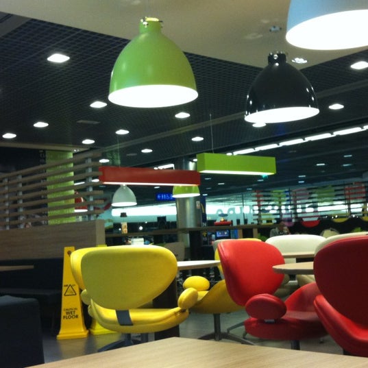 McDonald's Dublin'de Fast Food Restoranı