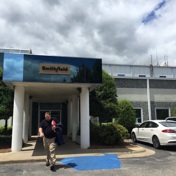 Smithfield Packing 8 tips from 253 visitors