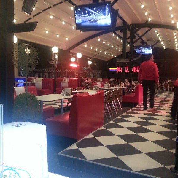 Photo prise au Diesel Diner par Caner D. le2/26/2013