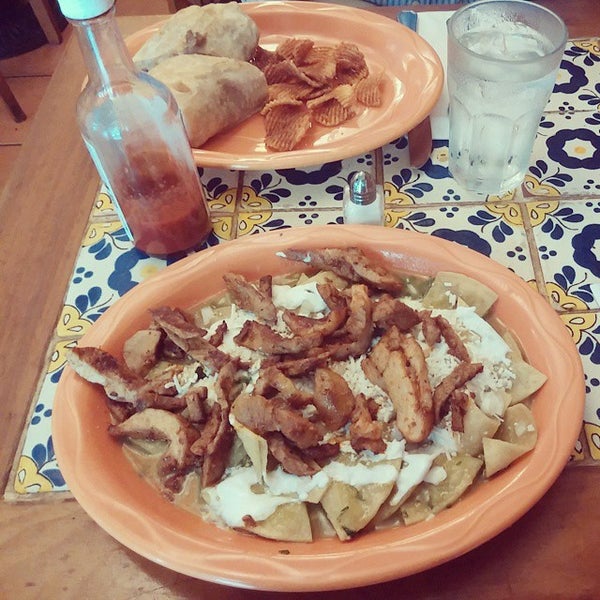 9/21/2014 tarihinde Hiroziyaretçi tarafından El Paso Restaurante Mexicano'de çekilen fotoğraf