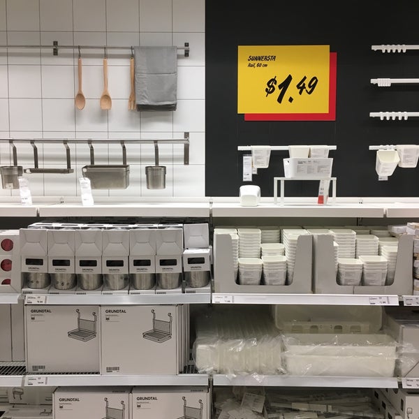 IKEA Richmond'da Mobilya / Ev Gereçleri Mağazası