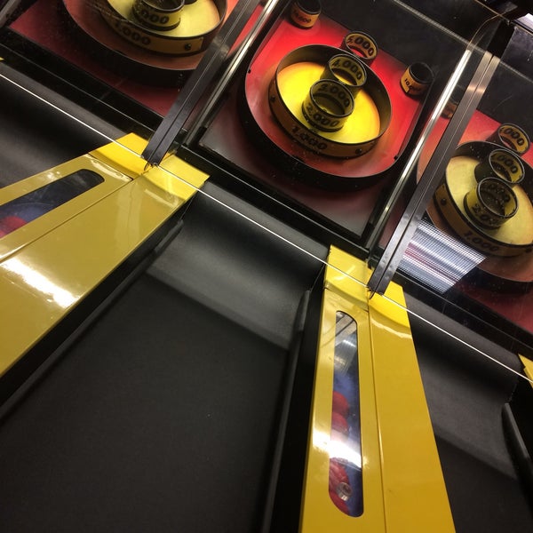 Chuck E. Cheese Wolf Pen Creek District College Station, TX