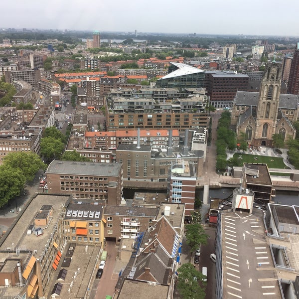 6/22/2017 tarihinde Peter L.ziyaretçi tarafından World Trade Center Rotterdam'de çekilen fotoğraf
