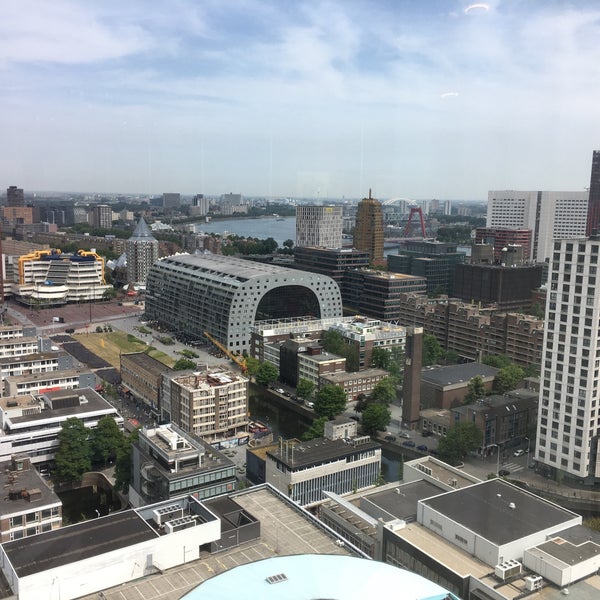 Foto scattata a World Trade Center Rotterdam da Peter L. il 6/22/2017