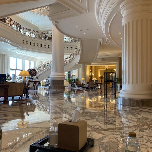 Photo taken at Habtoor Palace Dubai, LXR Hotels &amp; Resorts by Sami .. on 5/12/2023