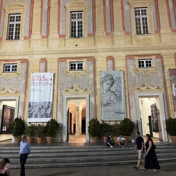 Снимок сделан в Palazzo Ducale пользователем Franzi V. 7/4/2021