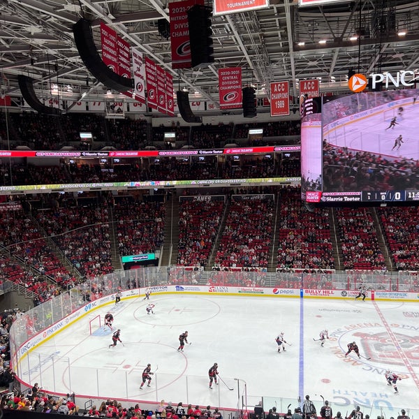 10/31/2022 tarihinde Courtney D.ziyaretçi tarafından PNC Arena'de çekilen fotoğraf