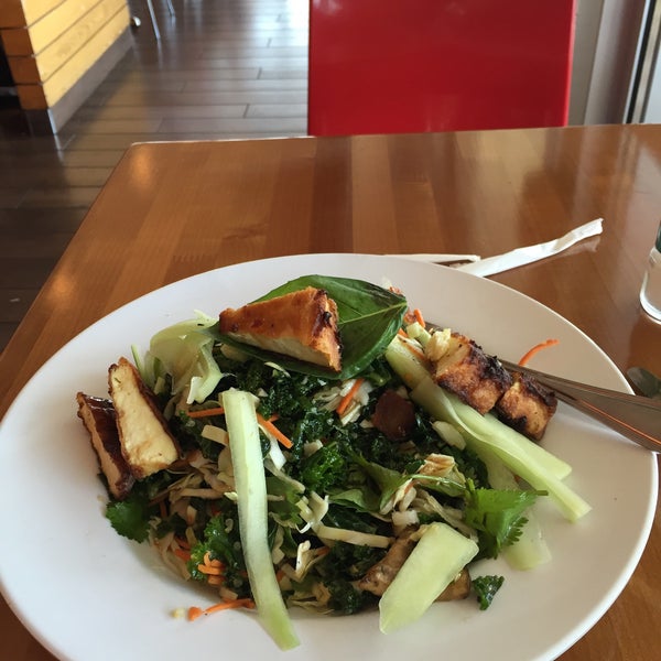 Photo taken at Veggie Grill by Mariza G. on 6/14/2015