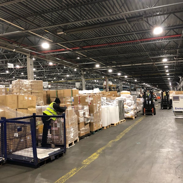 Lufthansa Cargo Ag Distribution Center In Jamaica