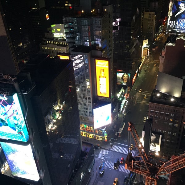 10/18/2016 tarihinde Stephen P.ziyaretçi tarafından DoubleTree Suites by Hilton Hotel New York City - Times Square'de çekilen fotoğraf