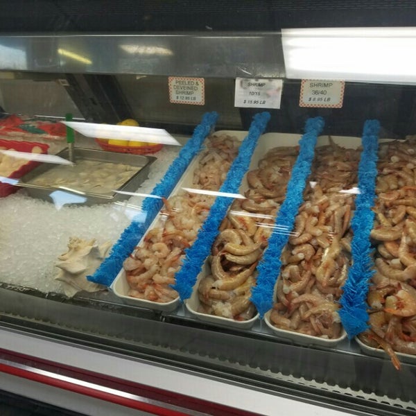 Photos at White River Fish Market Seafood Restaurant in Tulsa