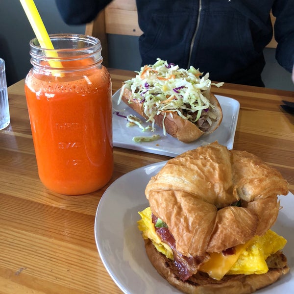 Cream & Sugar Cafe 5 tips from 119 visitors