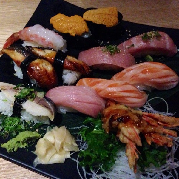 Das Foto wurde bei Sakanaya Restaurant von H am 4/16/2014 aufgenommen