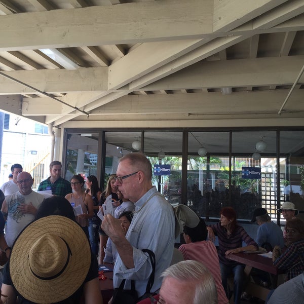 Palama Settlement Government Building in Kalihi Palama