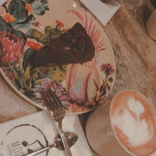 10/31/2019 tarihinde Cevdetziyaretçi tarafından More Coffee &amp; Tea'de çekilen fotoğraf