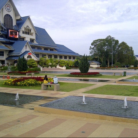 Photos At Dataran Mbmb Plaza In Malacca Town