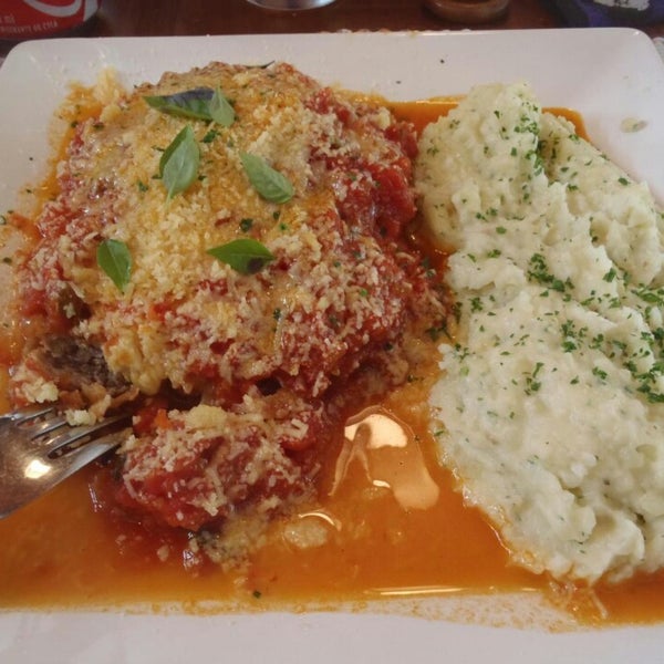 Das Foto wurde bei Restaurante Bella Napoli von Thiago M. am 1/9/2014 aufgenommen