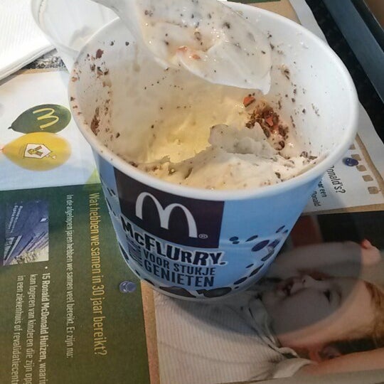 Photo taken at McDonald&#39;s by Mevlut D . on 6/18/2014