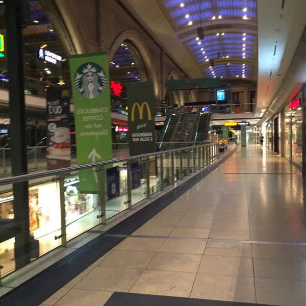 Foto scattata a Promenaden Hauptbahnhof Leipzig da Fab A. il 6/6/2018