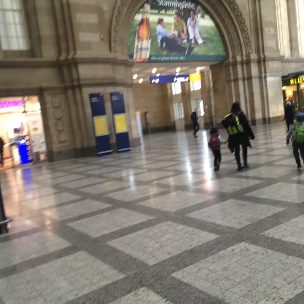 Foto scattata a Promenaden Hauptbahnhof Leipzig da Fab A. il 5/17/2018