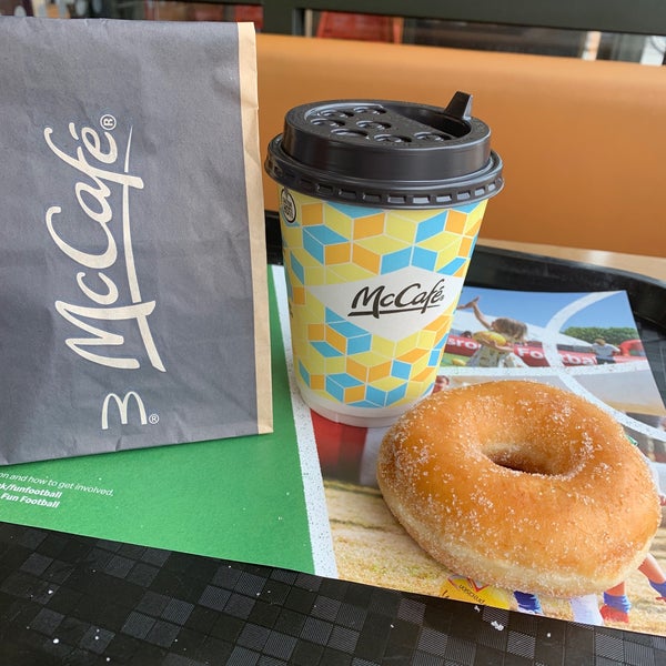 Foto tirada no(a) McDonald&#39;s por Michael G. em 5/15/2019