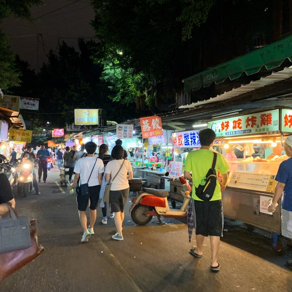 Das Foto wurde bei Nanjichang Night Market von Chiyen K. am 10/8/2019 aufgenommen