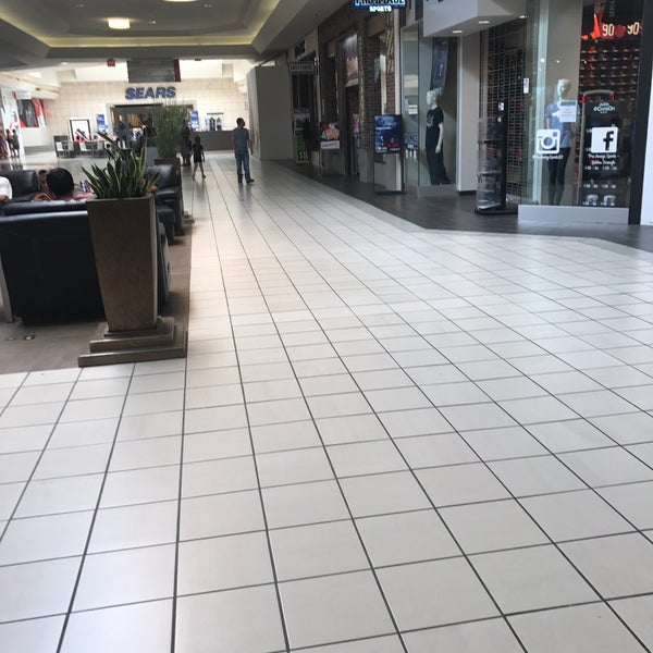 Golden Triangle Mall Golden Triangle 21 tavsiye'da fotoğraflar